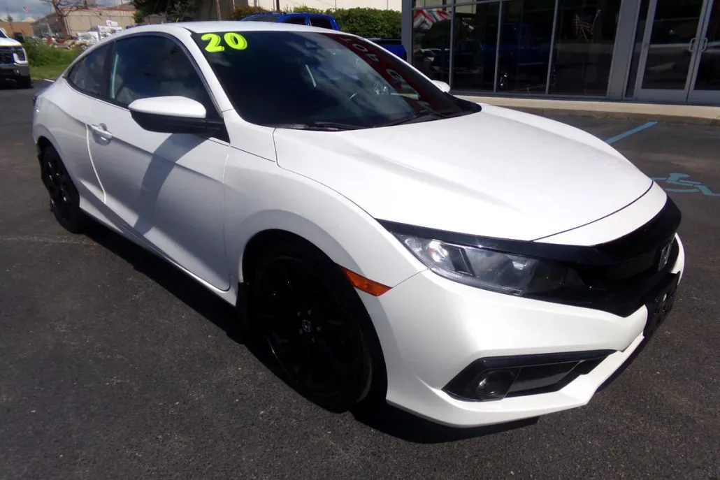 2020 Honda Civic Sport photo 1