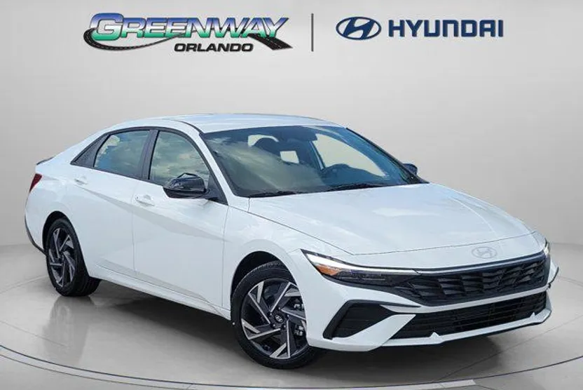2025 Hyundai Elantra SEL Sport photo 1