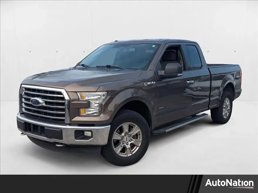 2017 Ford F-150 XLT photo 1