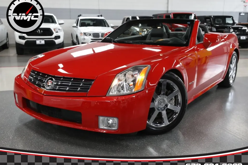 2007 Cadillac XLR photo 1