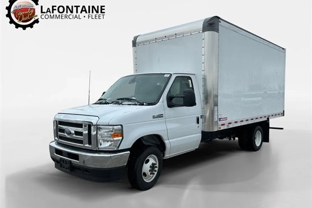 2025 Ford E-350 photo 1