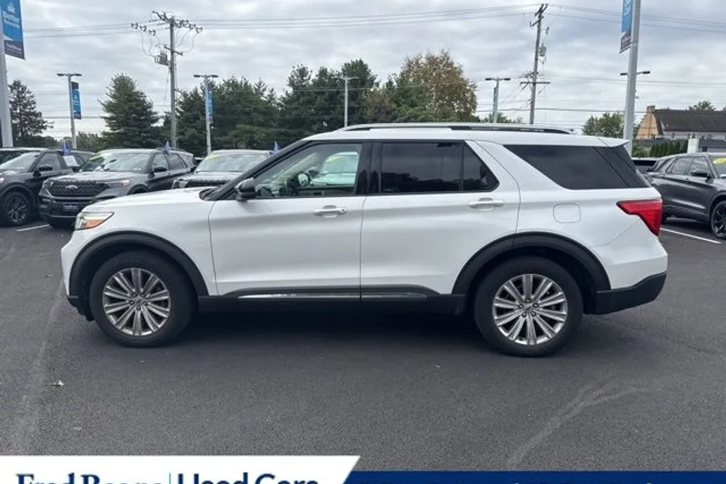 2020 Ford Explorer Limited photo 1