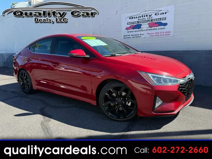 2019 Hyundai Elantra Sport photo 1