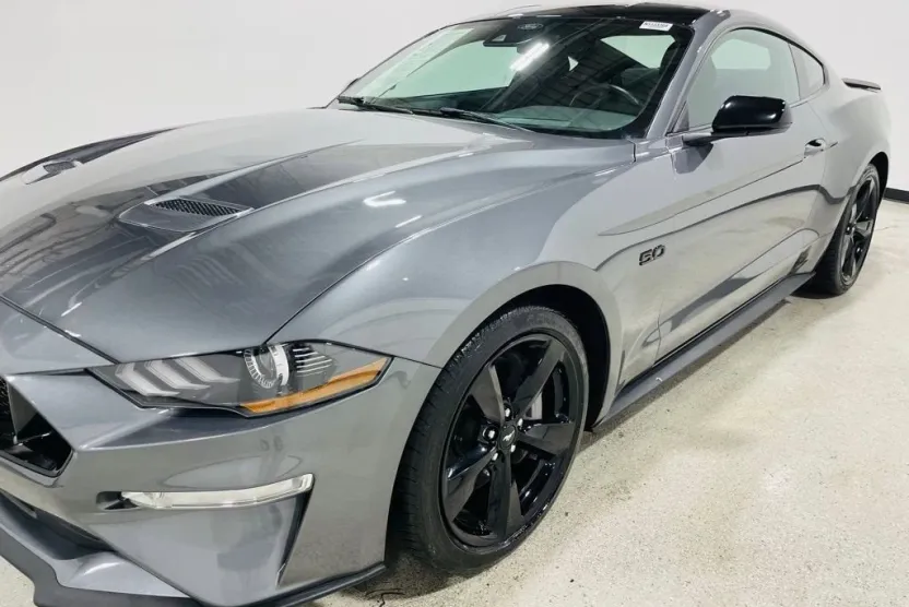 2022 Ford Mustang GT photo 1