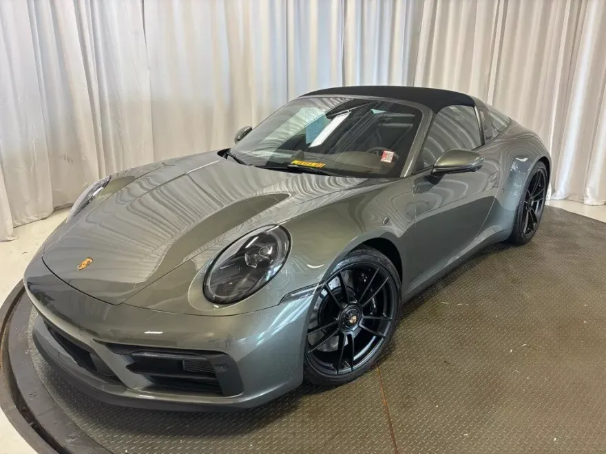 2024 Porsche 911 Targa 4 GTS photo 1