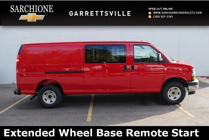 2025 Chevrolet Express 3500 Work Van Cargo photo 1