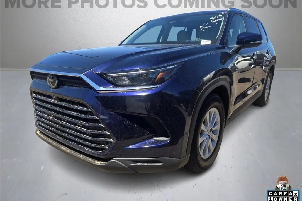 2024 Toyota Grand Highlander XLE photo 1