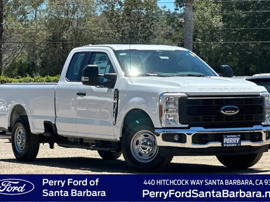 2025 Ford F-250 XL photo 1