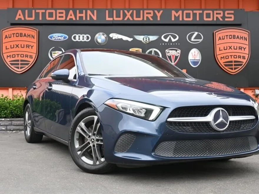 2020 Mercedes Benz A 220 photo 1