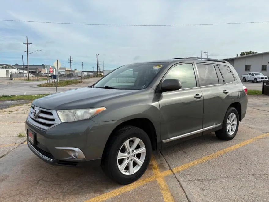 2013 Toyota Highlander Base Hybrid photo 1