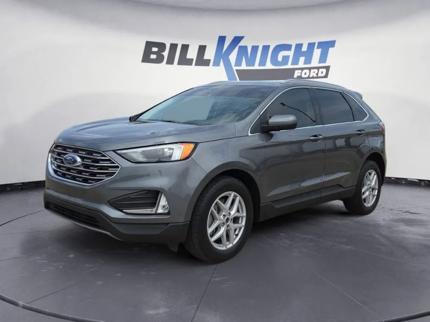 2022 Ford Edge SEL photo 1