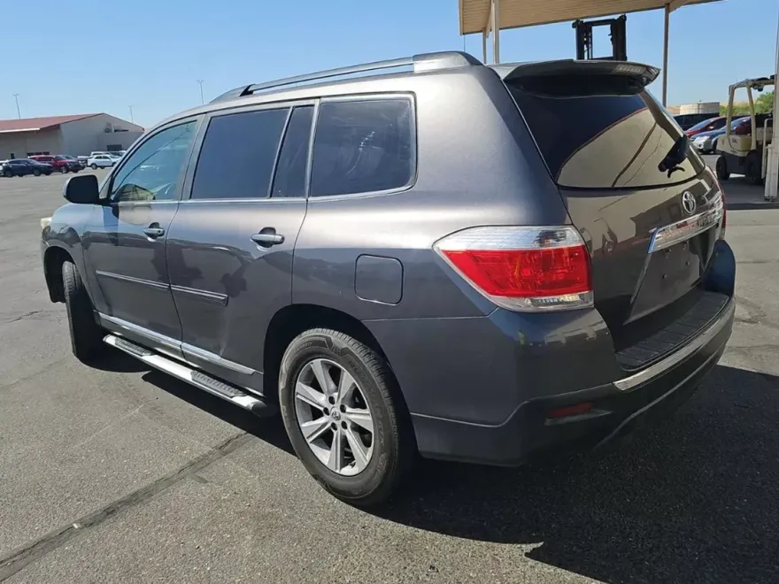 2013 Toyota Highlander SE Sport photo 1