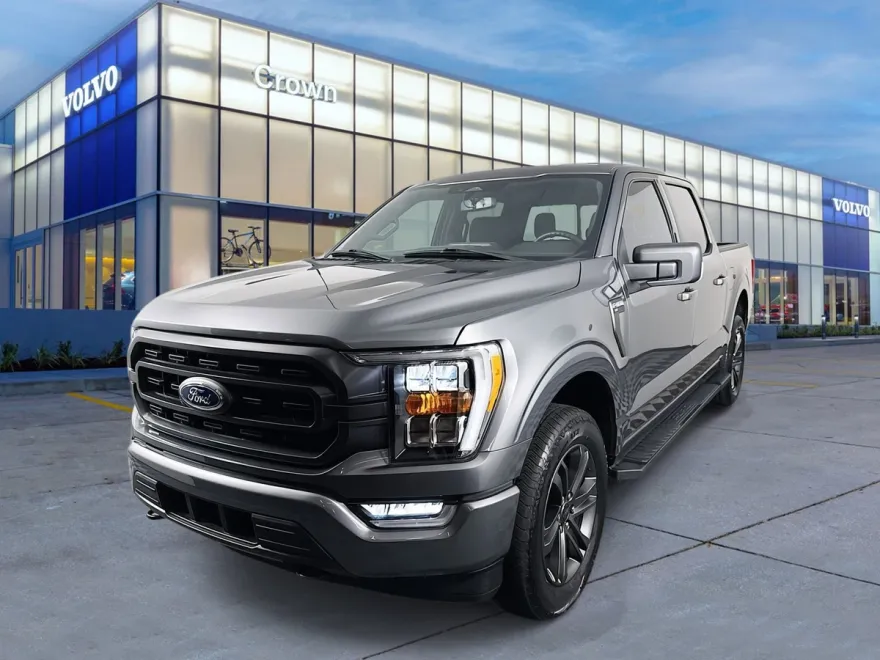 2023 Ford F-150 XLT photo 1