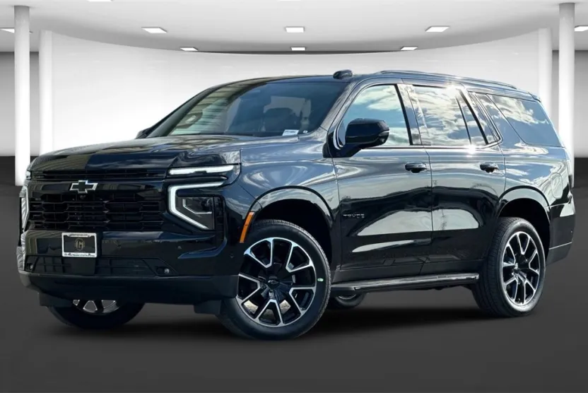 2025 Chevrolet Tahoe RST photo 1