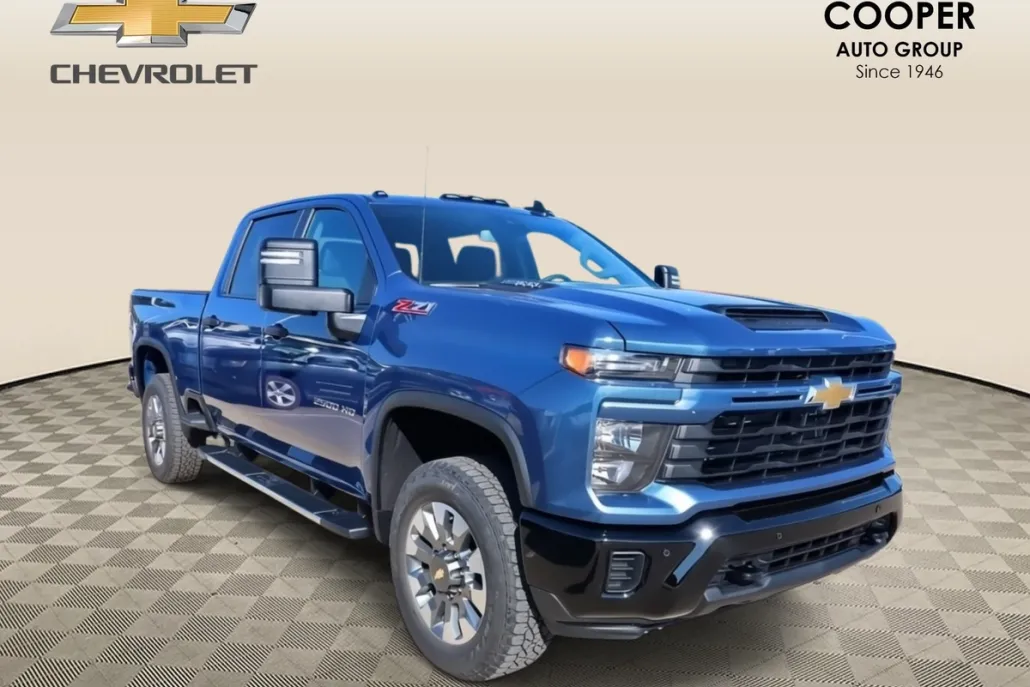 2026 Chevrolet Silverado 2500HD Custom photo 1