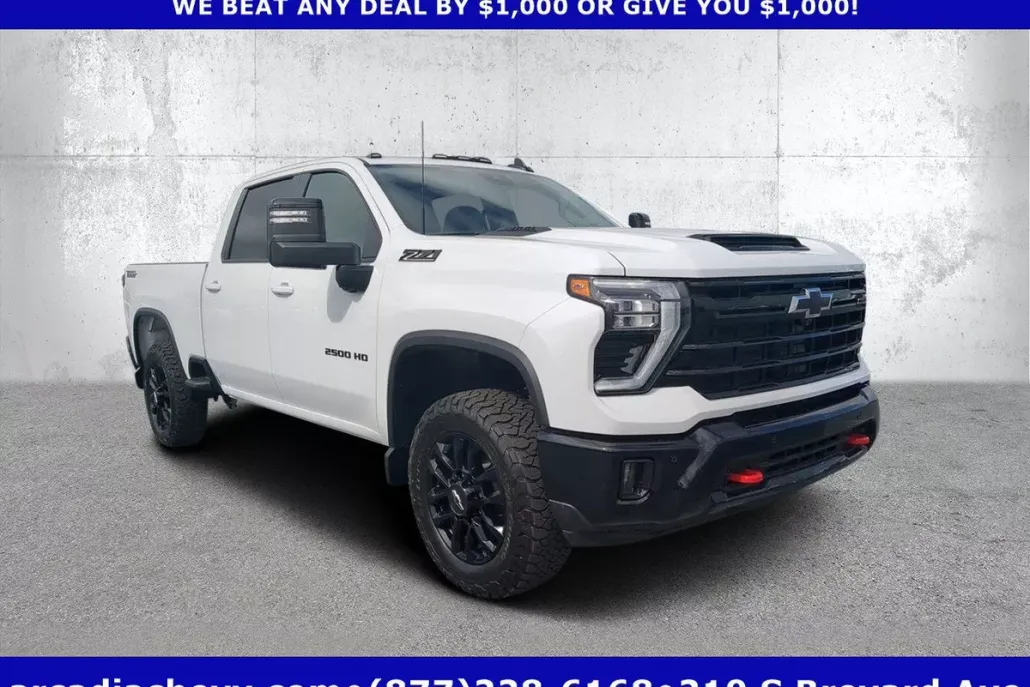 2025 Chevrolet Silverado 2500HD LT photo 1