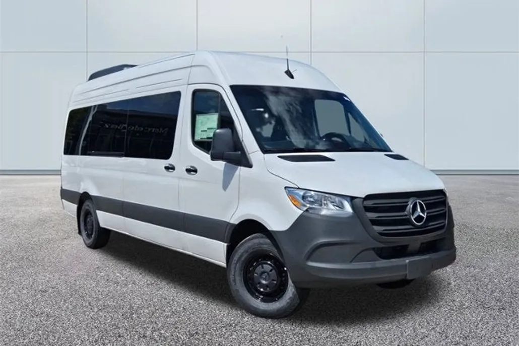 2025 Mercedes Benz Sprinter Passenger Van 2500 High Roof photo 1
