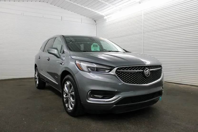 2021 Buick Enclave Avenir photo 1
