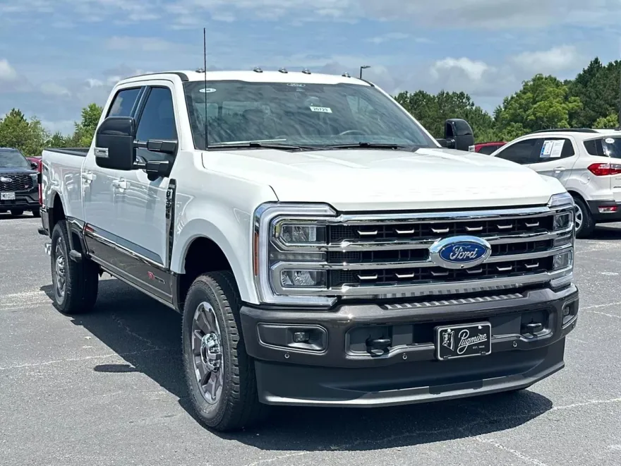2025 Ford F-350 King Ranch photo 1