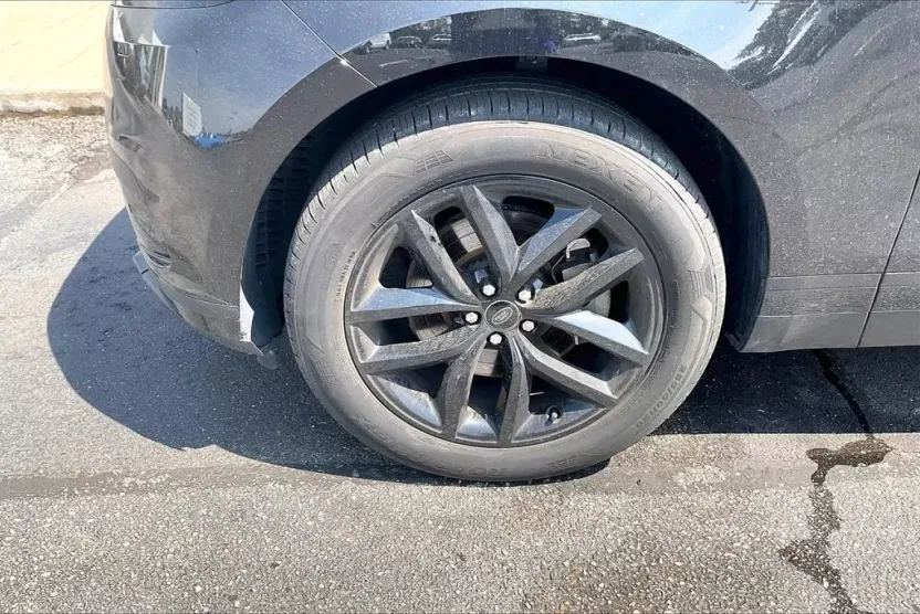 2024 Land Rover Range Rover Velar S photo 1