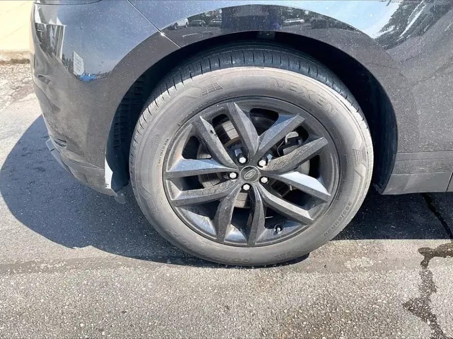 2024 Land Rover Range Rover Velar S photo 1