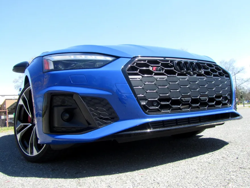 2022 Audi S5 Prestige photo 1