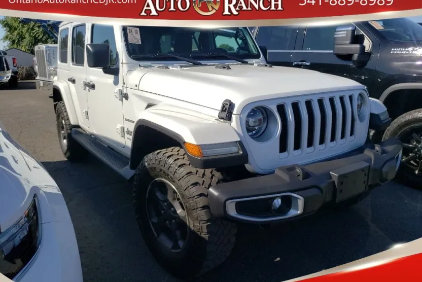 2021 Jeep Wrangler Unlimited Sahara photo 1