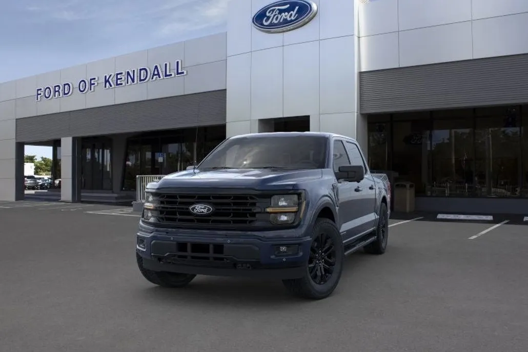 2025 Ford F-150 XLT photo 1