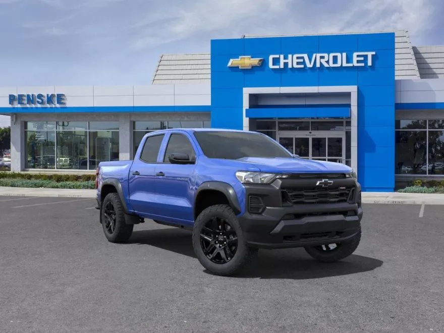 2025 Chevrolet Colorado Trail Boss photo 1