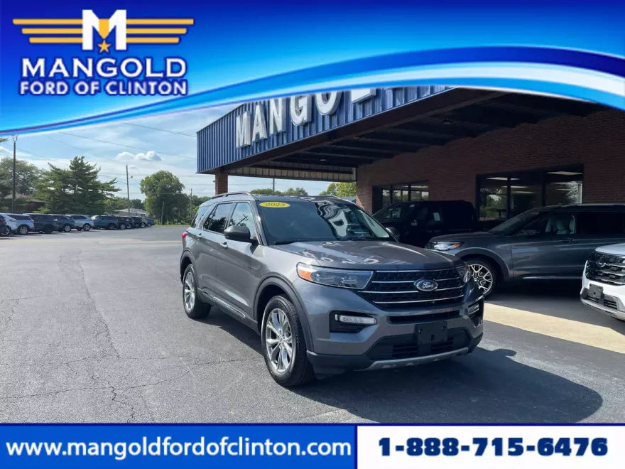 2023 Ford Explorer XLT photo 1