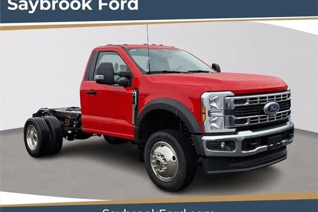 2025 Ford F-450 photo 1
