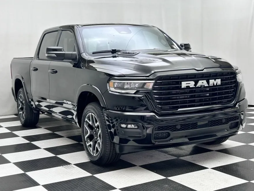2025 Ram 1500 Laramie photo 1