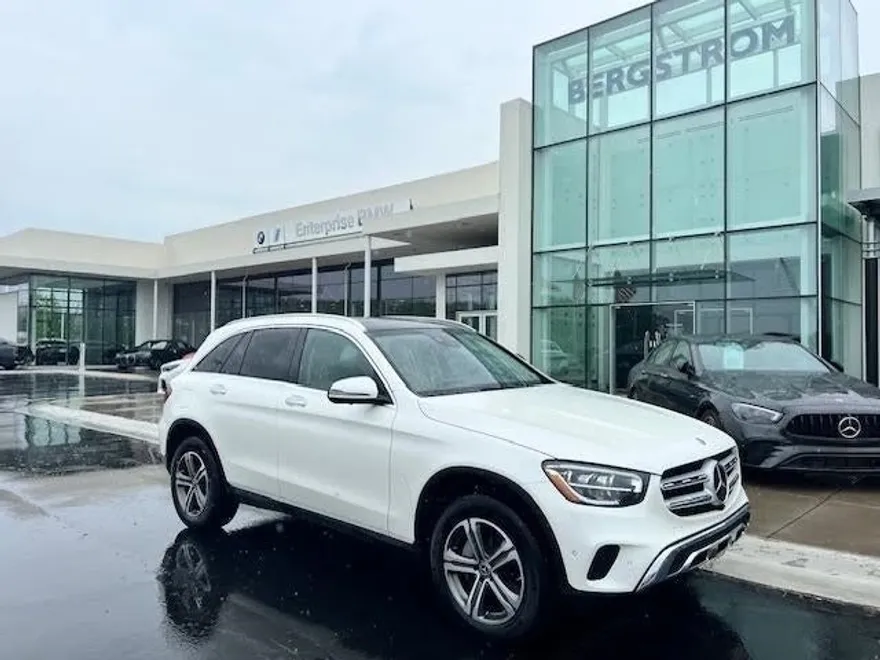2022 Mercedes Benz GLC 300 4MATIC photo 1