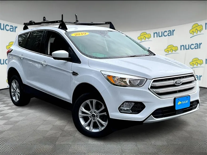 2019 Ford Escape SE photo 1