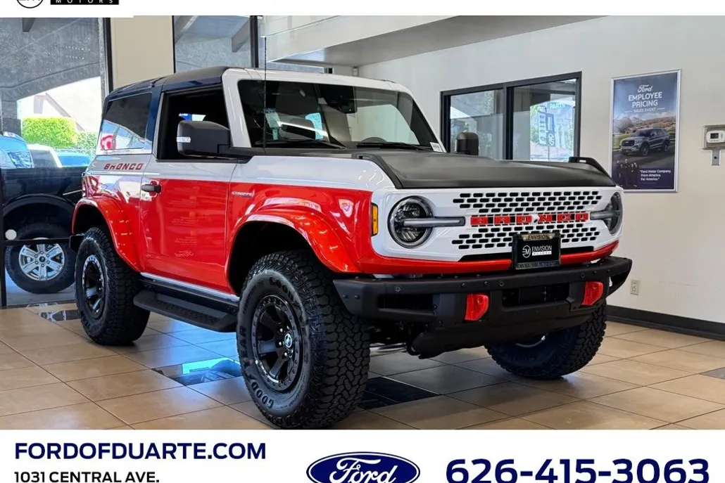 2025 Ford Bronco First Edition photo 1