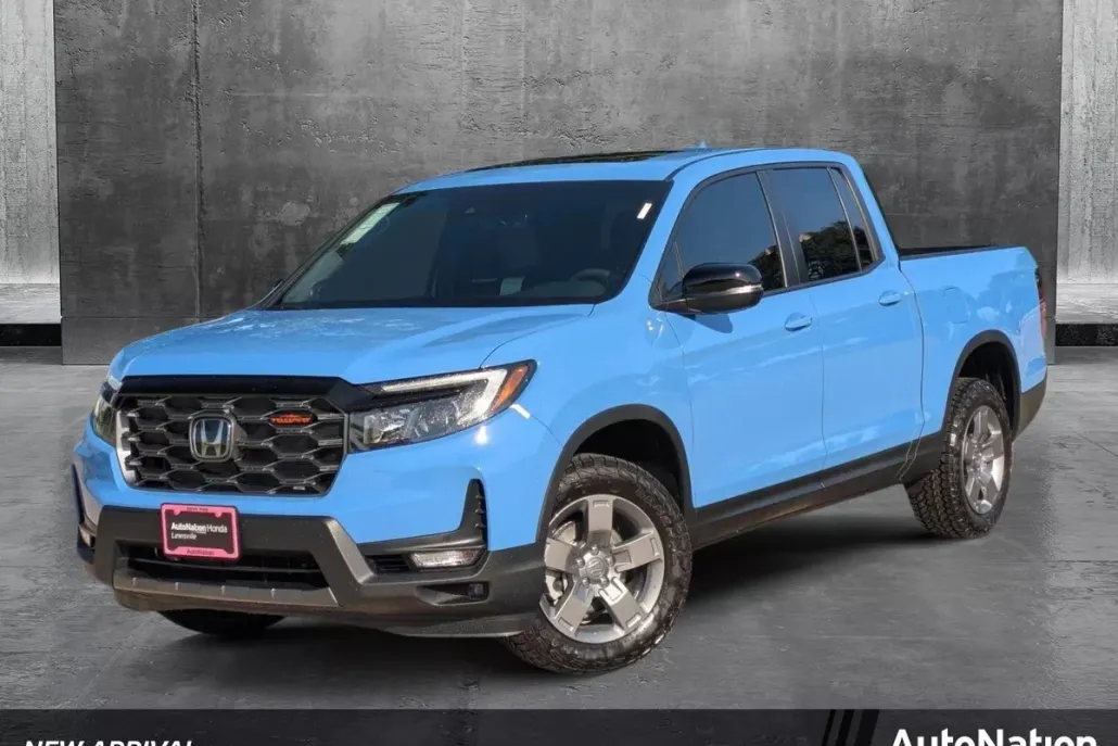 2025 Honda Ridgeline TrailSport photo 1