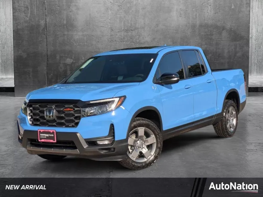 2025 Honda Ridgeline TrailSport photo 1