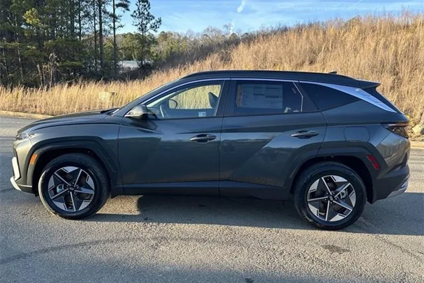 2025 Hyundai Tucson Hybrid SEL Convenience photo 1