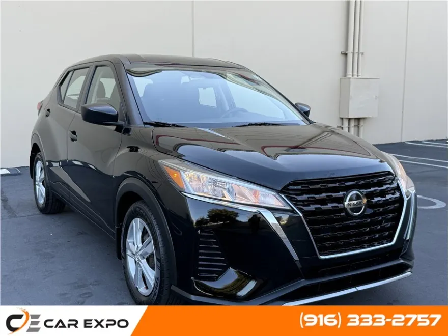 2021 Nissan Kicks S photo 1
