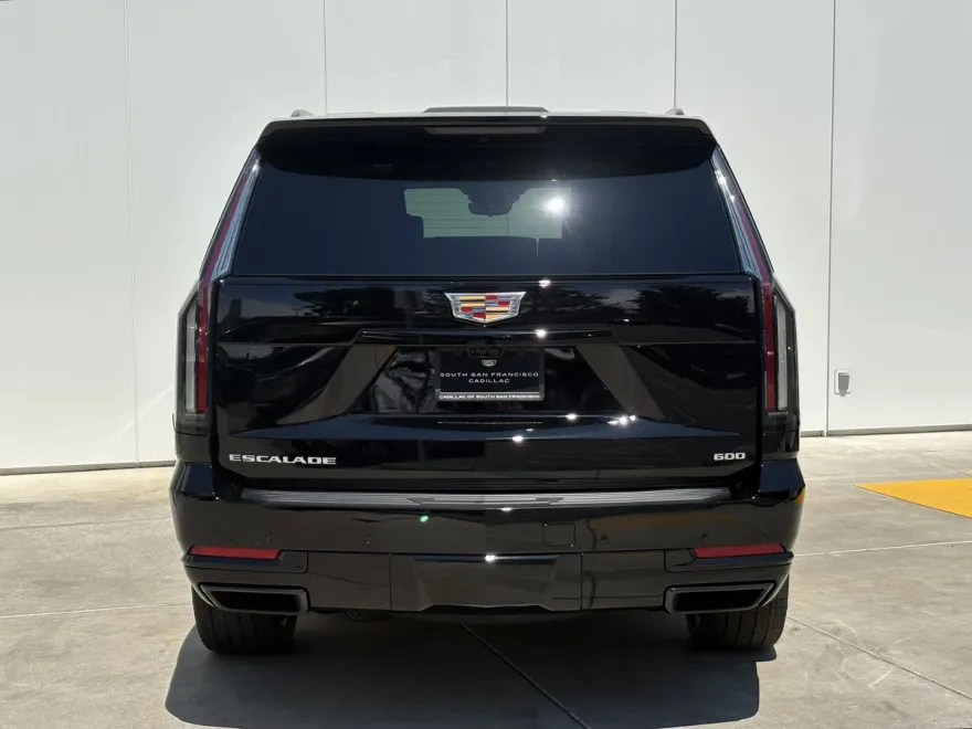 2025 Cadillac Escalade Sport Platinum photo 1
