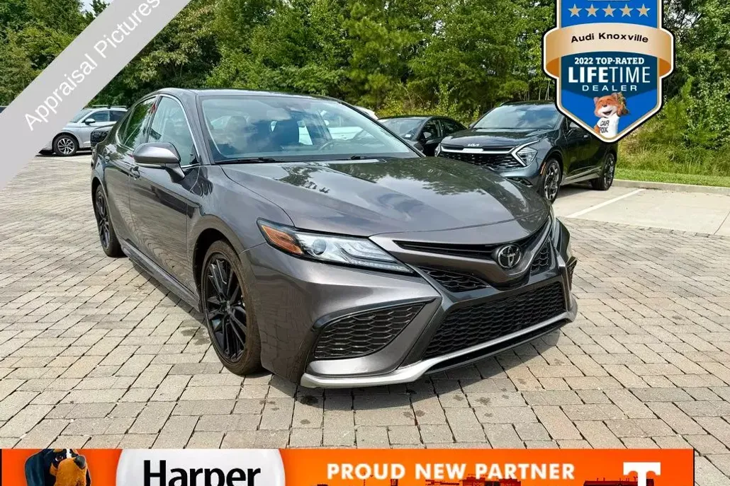 2023 Toyota Camry XSE photo 1