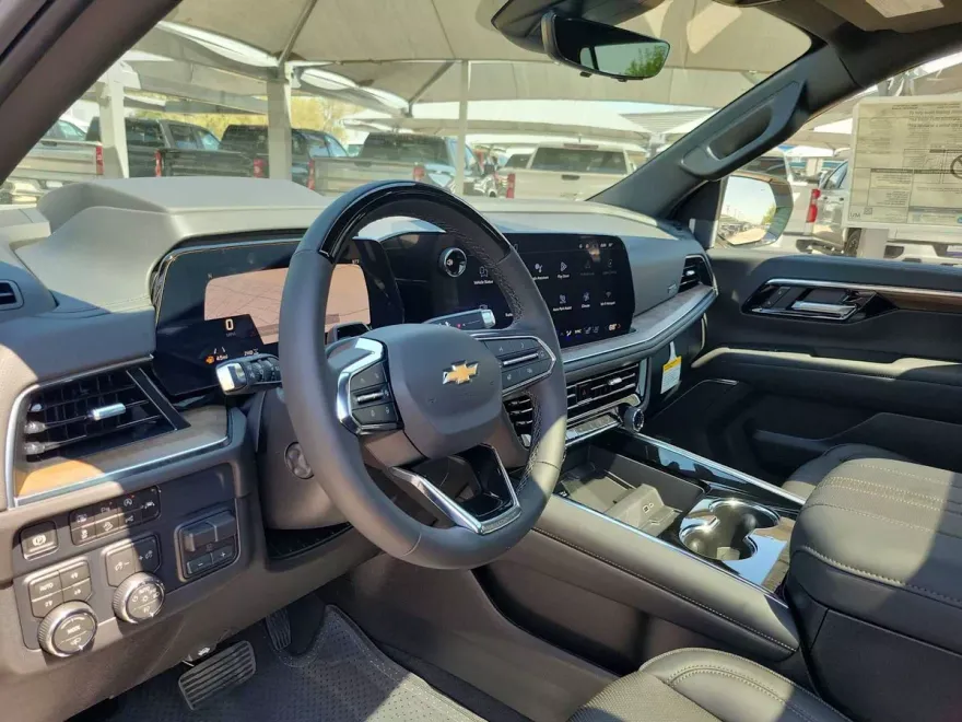 2026 Chevrolet Suburban High Country photo 1