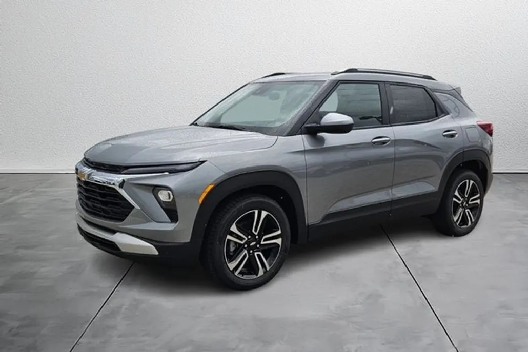 2026 Chevrolet Trailblazer LT photo 1