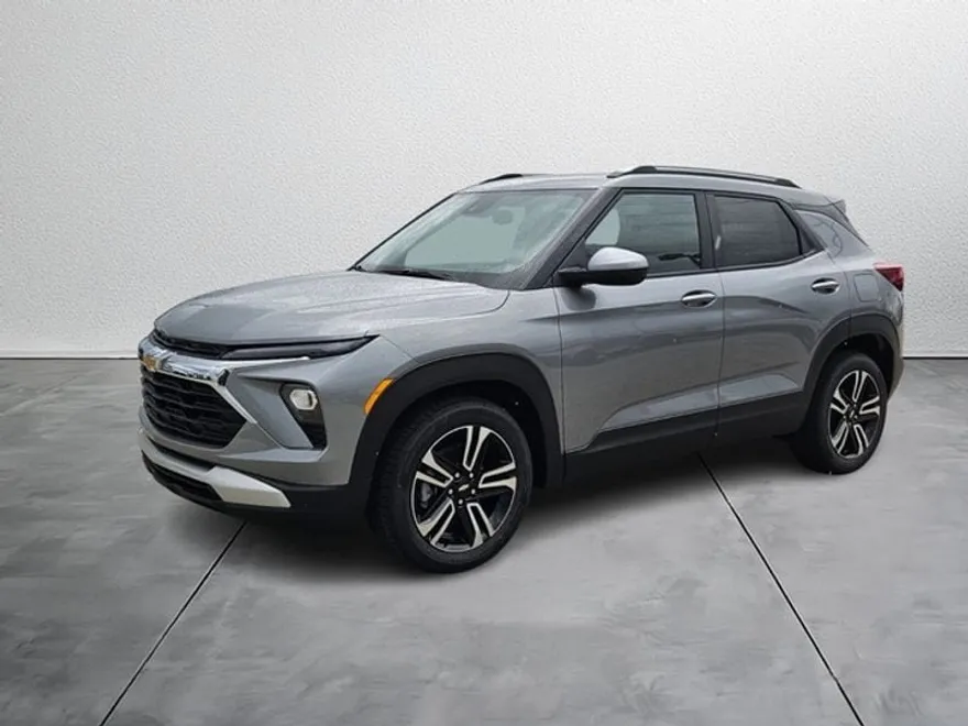 2026 Chevrolet Trailblazer LT photo 1