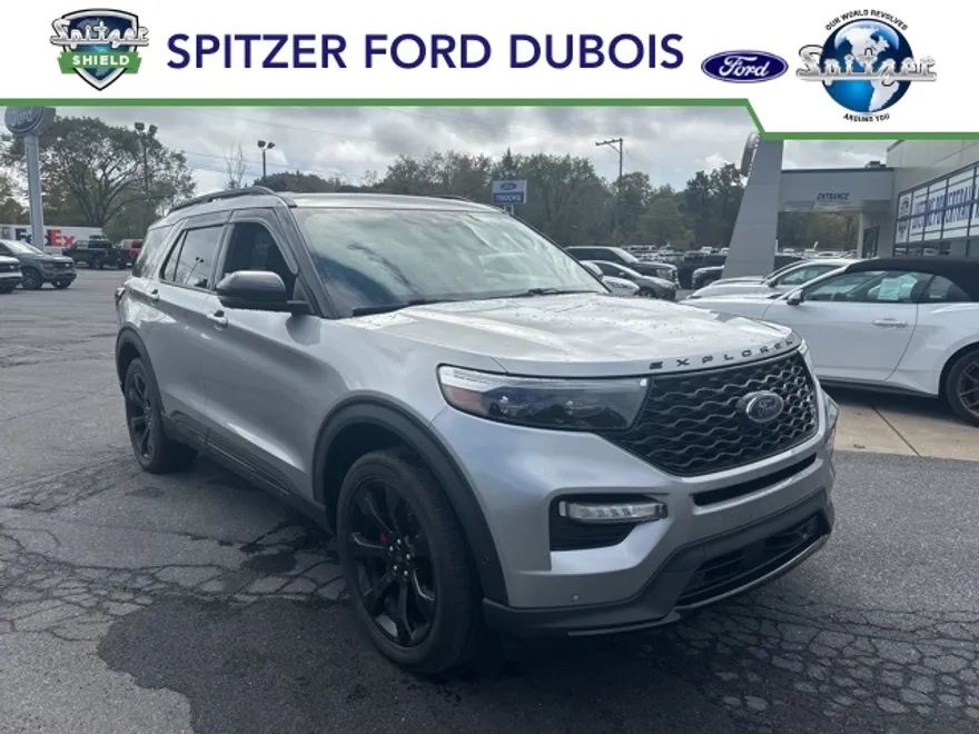 2021 Ford Explorer ST photo 1