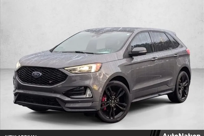 2021 Ford Edge ST photo 1