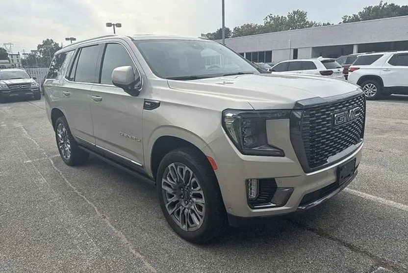 2023 Gmc Yukon Denali Ultimate photo 1