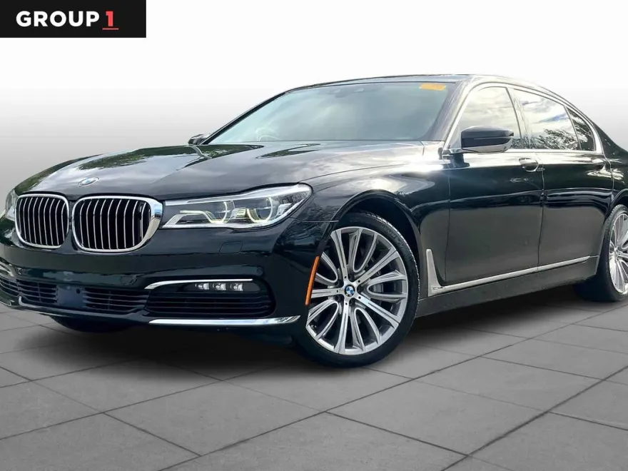 2016 Bmw 750i photo 1