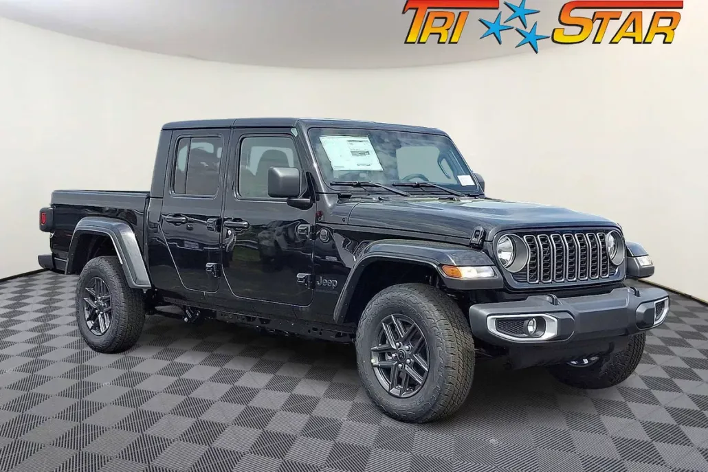 2025 Jeep Gladiator Sport S photo 1