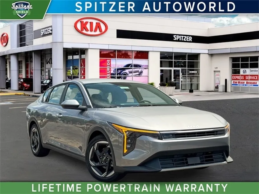 2025 Kia K4 EX photo 1